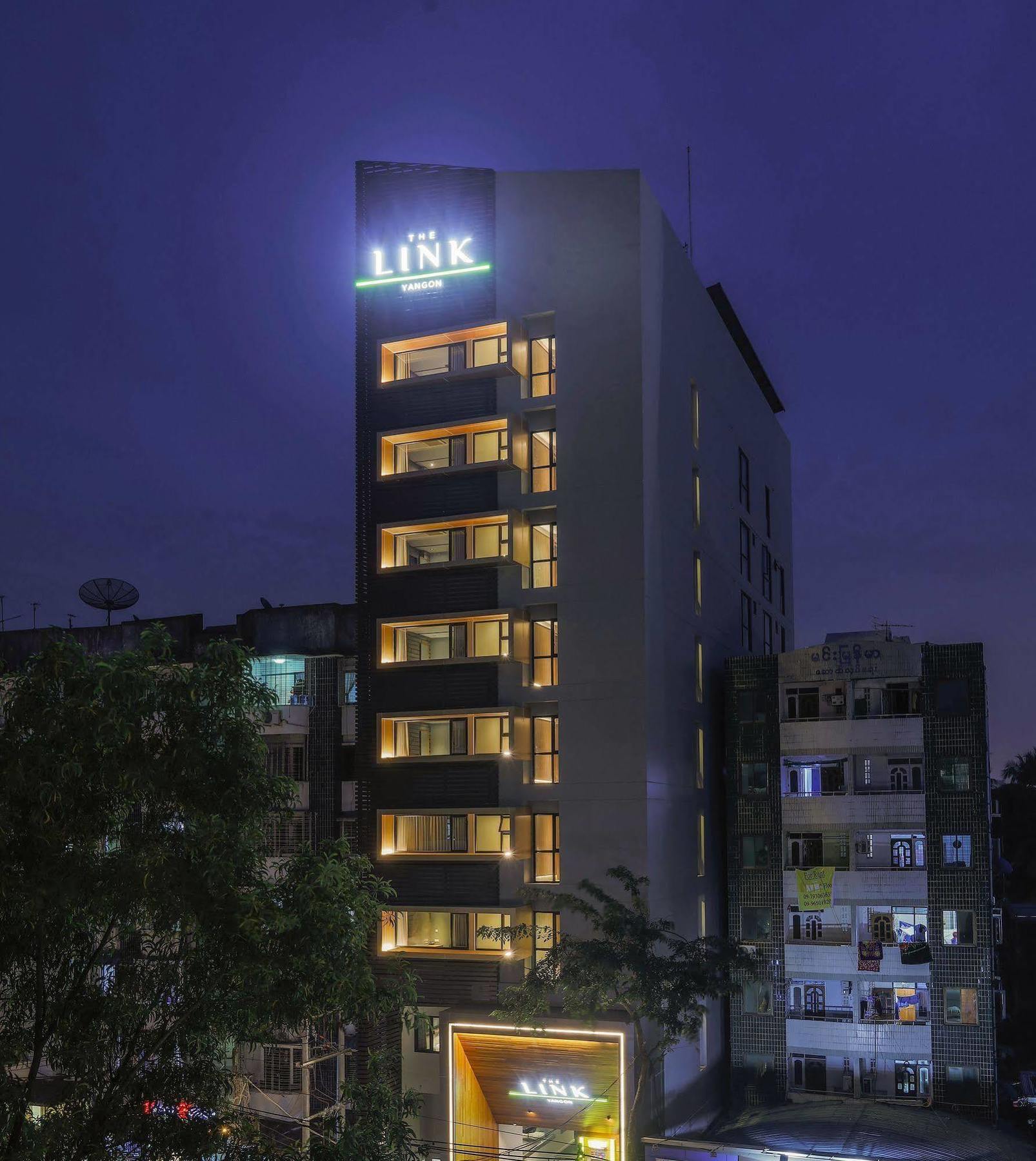 The Link Yangon Boutique Hotel Extérieur photo